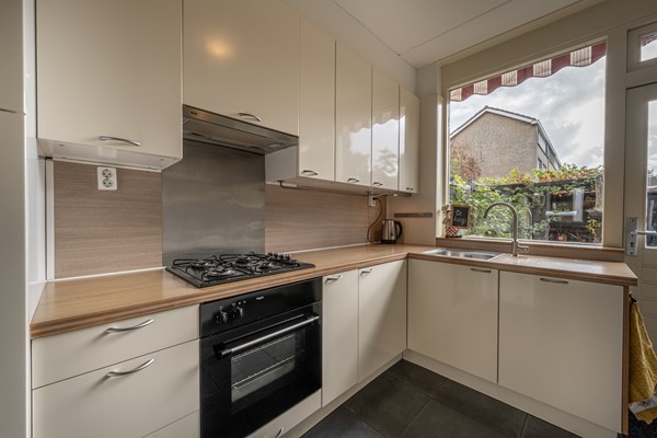 Medium property photo - Kikkerveen 152, 3205 XE Spijkenisse